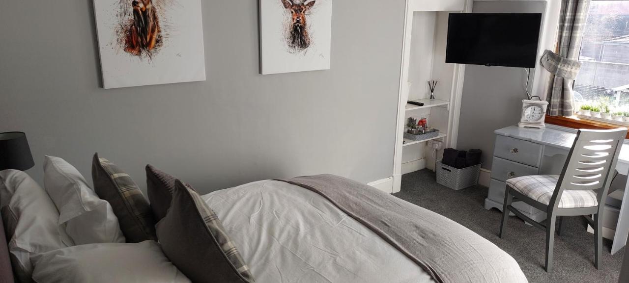 Riverbank Guesthouse 인버네스 외부 사진